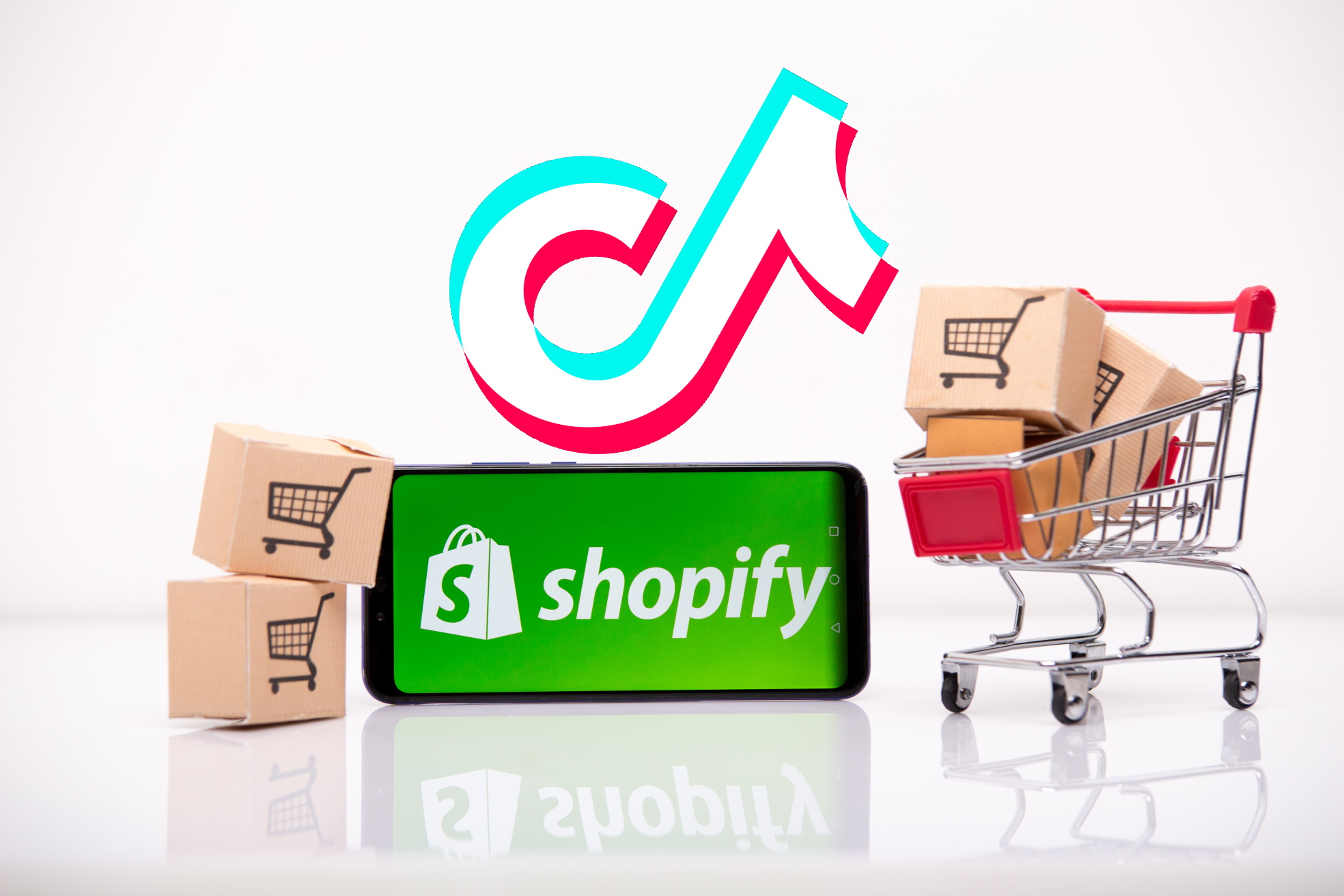 Shopify（ショッピファイ）TikTokと提携